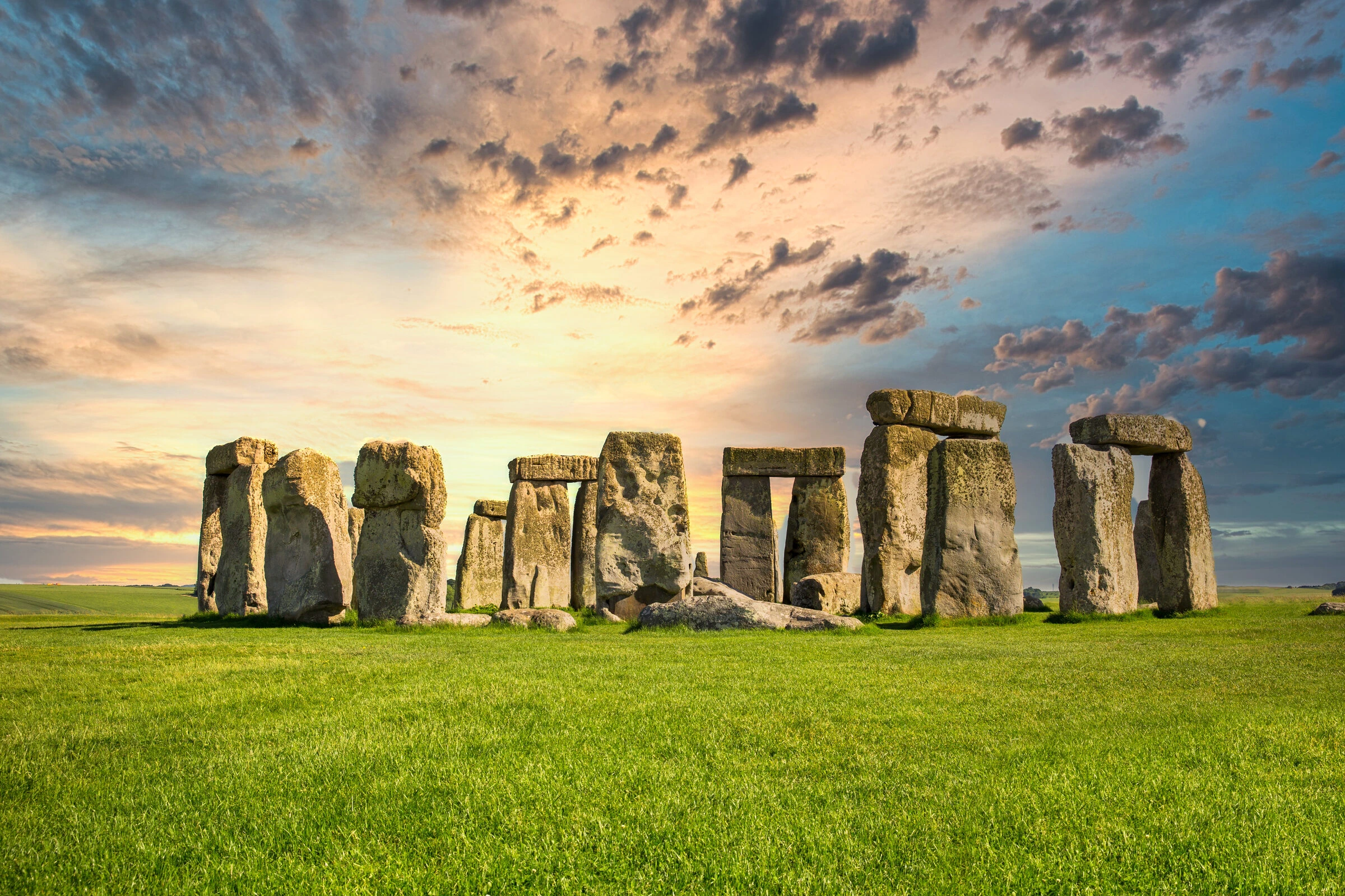 Regency Glamour: A Bridgerton-Inspired Escape to England
