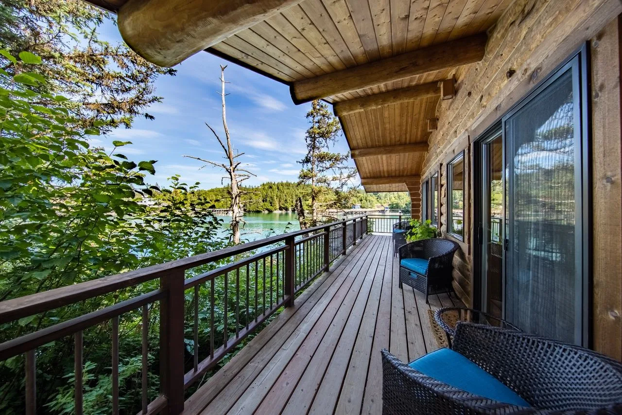 The deck at Stillpoint Lodge, Halibut Cove
